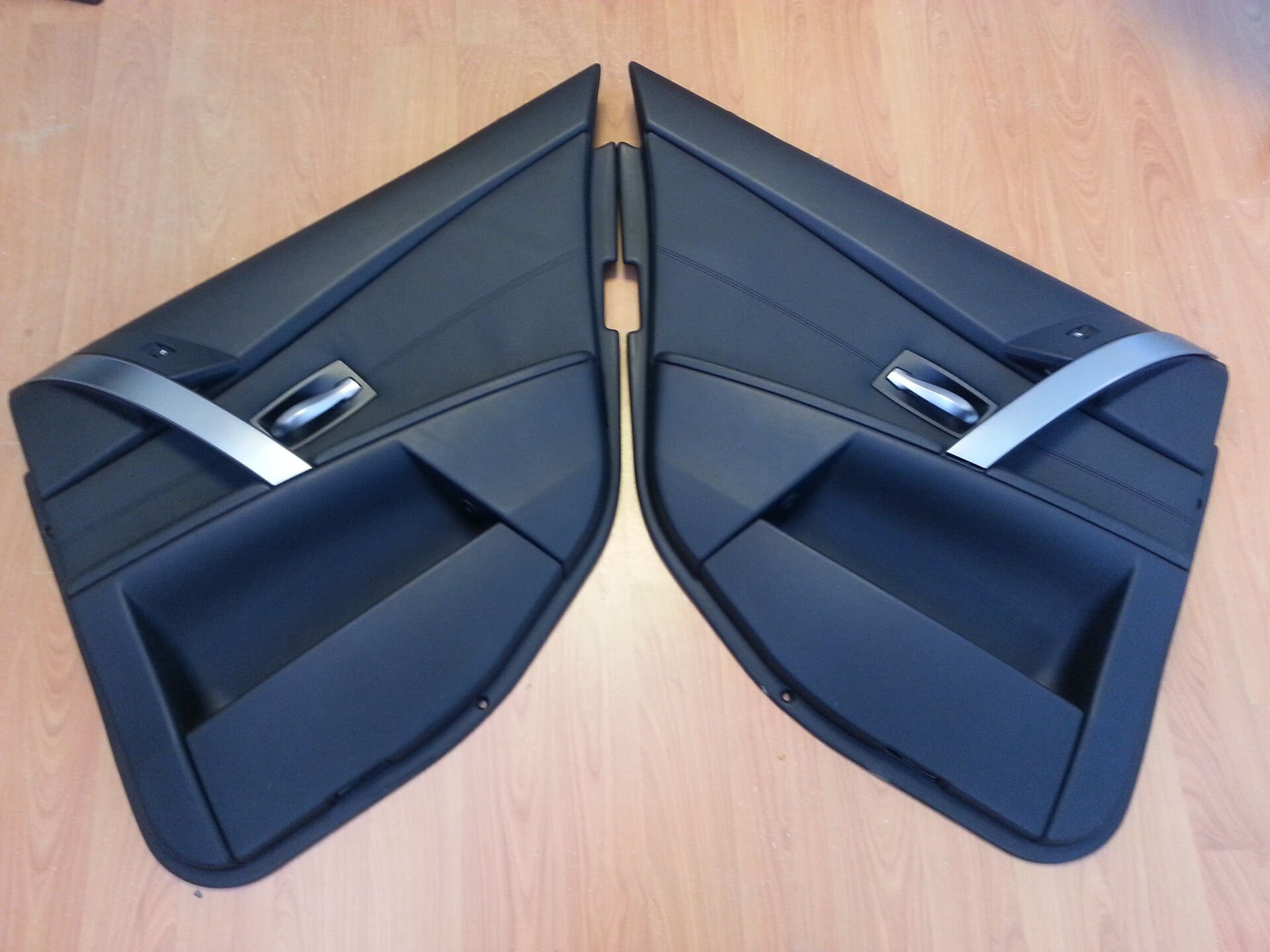 BMW E60 İÇ KAPI DÖŞEME TAKIMI